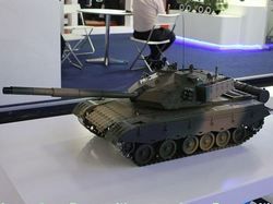 Китайцы показали новвый основной боевой танк
